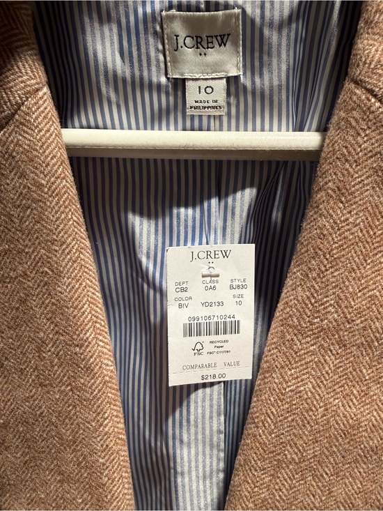 J. Crew Factory Jackets & Blazers - J.Crew Women’s Tan Herringbone Blazer - Tailored Fit size 10